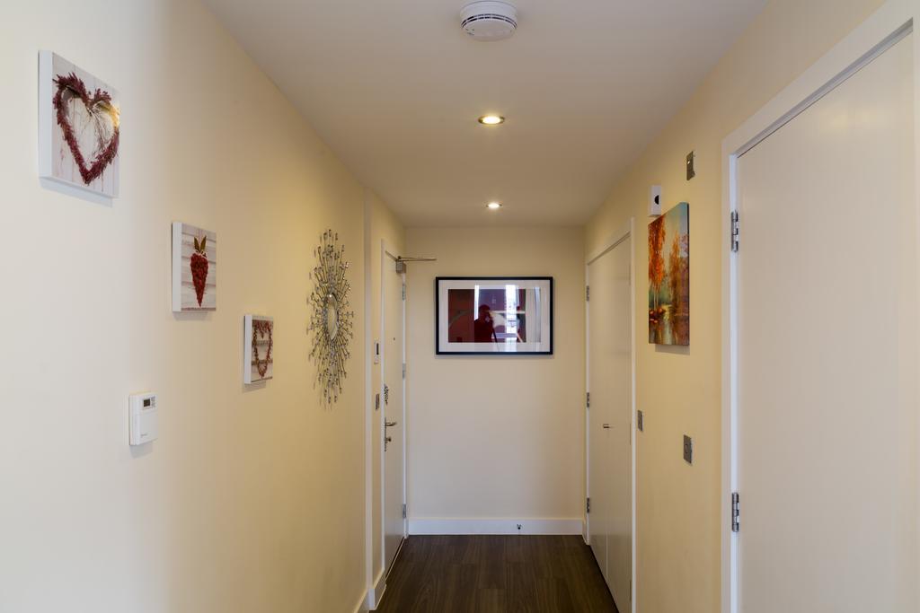 Contemporary & Homely Penthouse, 2 Mins Walk From Cambridge Station, Lift Access, Secured Gated On-Site Parking, Self Check-In, Super Fast Wifi, Terrace & Sleeps 6 Exteriér fotografie